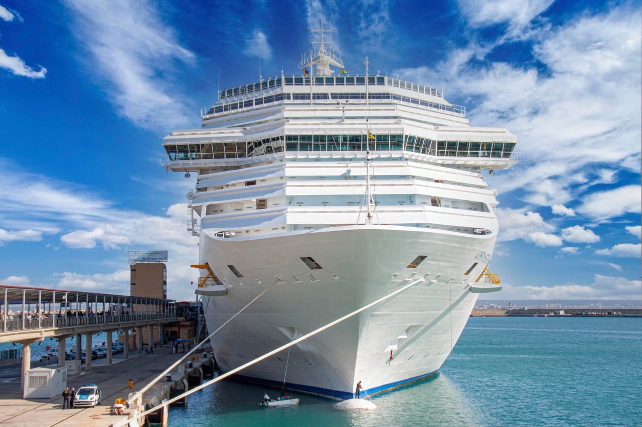 Cruise Ship